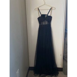 Windsor Maxi Dress Size M